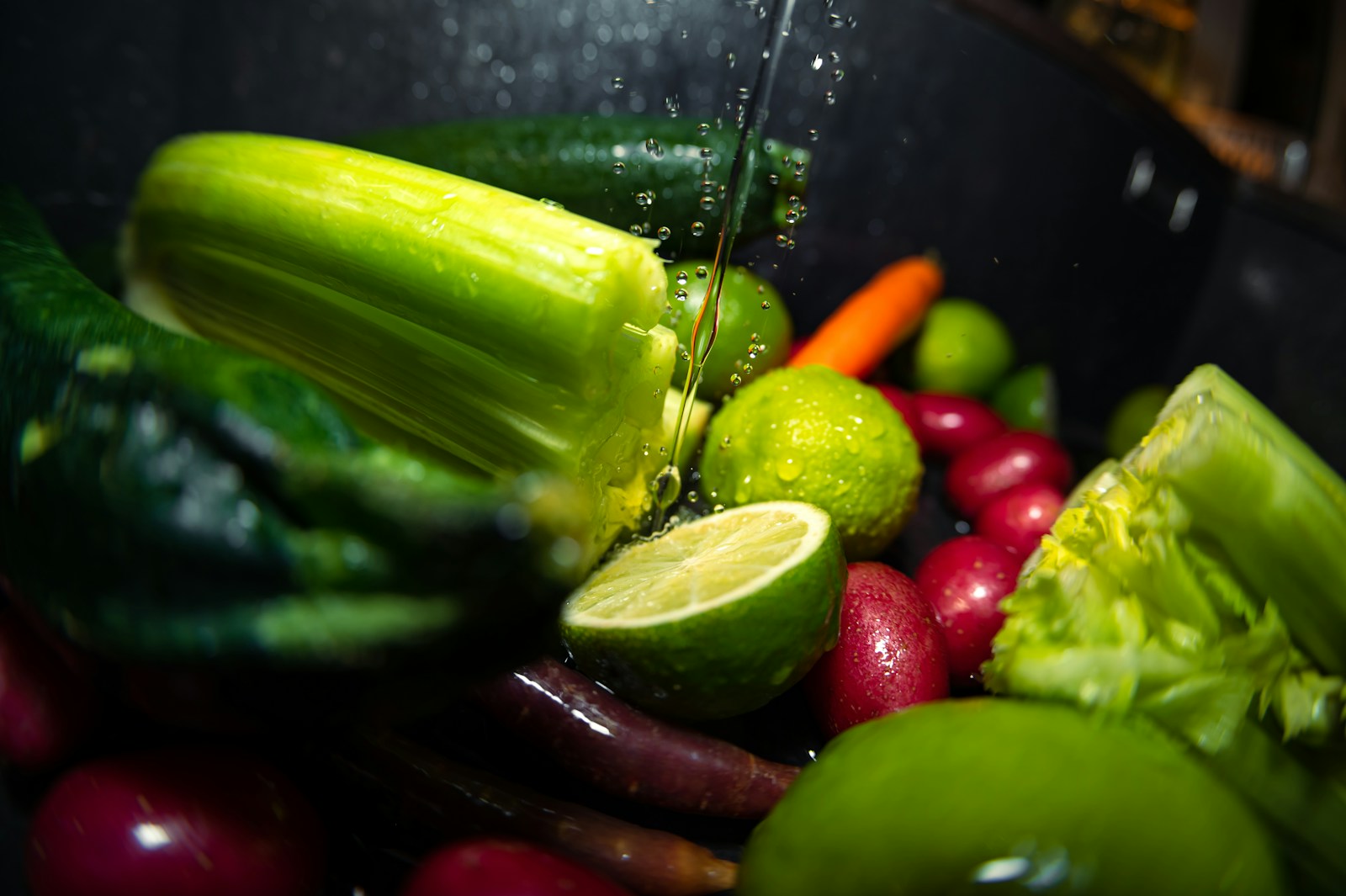 Bol à Lavage Des Fruits Et Légumes Avec Couvercle - Multifonction, Poignée Pliable, Drainage 360°, Facile à Ranger